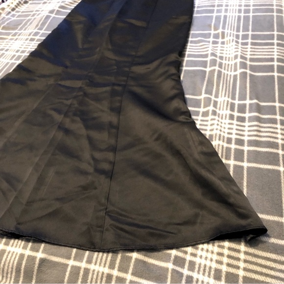 Black Satin Mermaid Flare Maxi Skirt Invisible Zipper Size Small - Picture 3 of 7